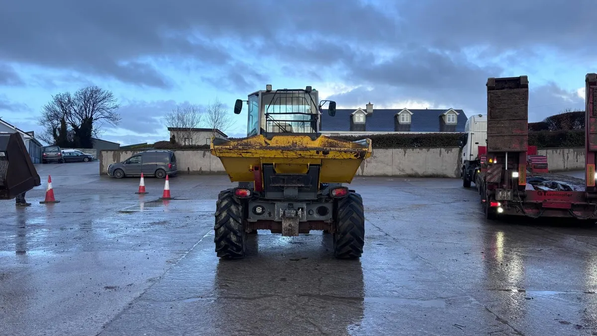 2019 Wacker Neuson DV 60 - Image 2