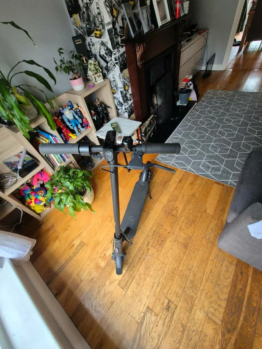 Electric scooter Xiaomi mi pro 2 - Image 1
