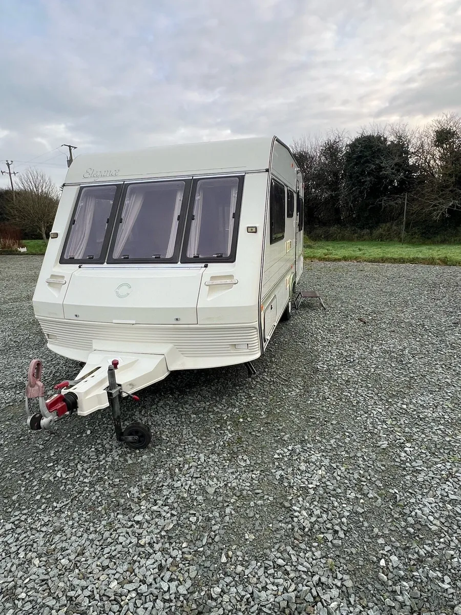 Sterling Elegance Caravan - Image 1