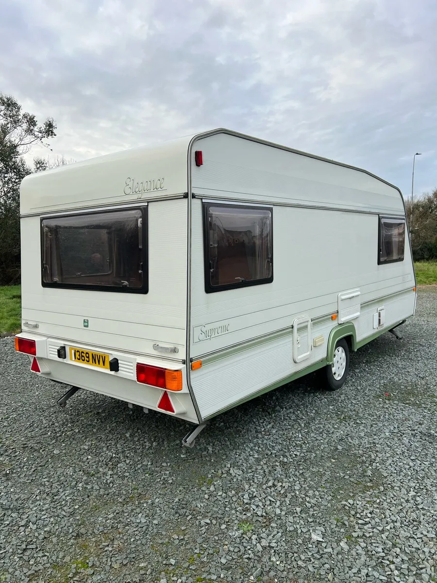 Sterling Elegance Caravan - Image 2