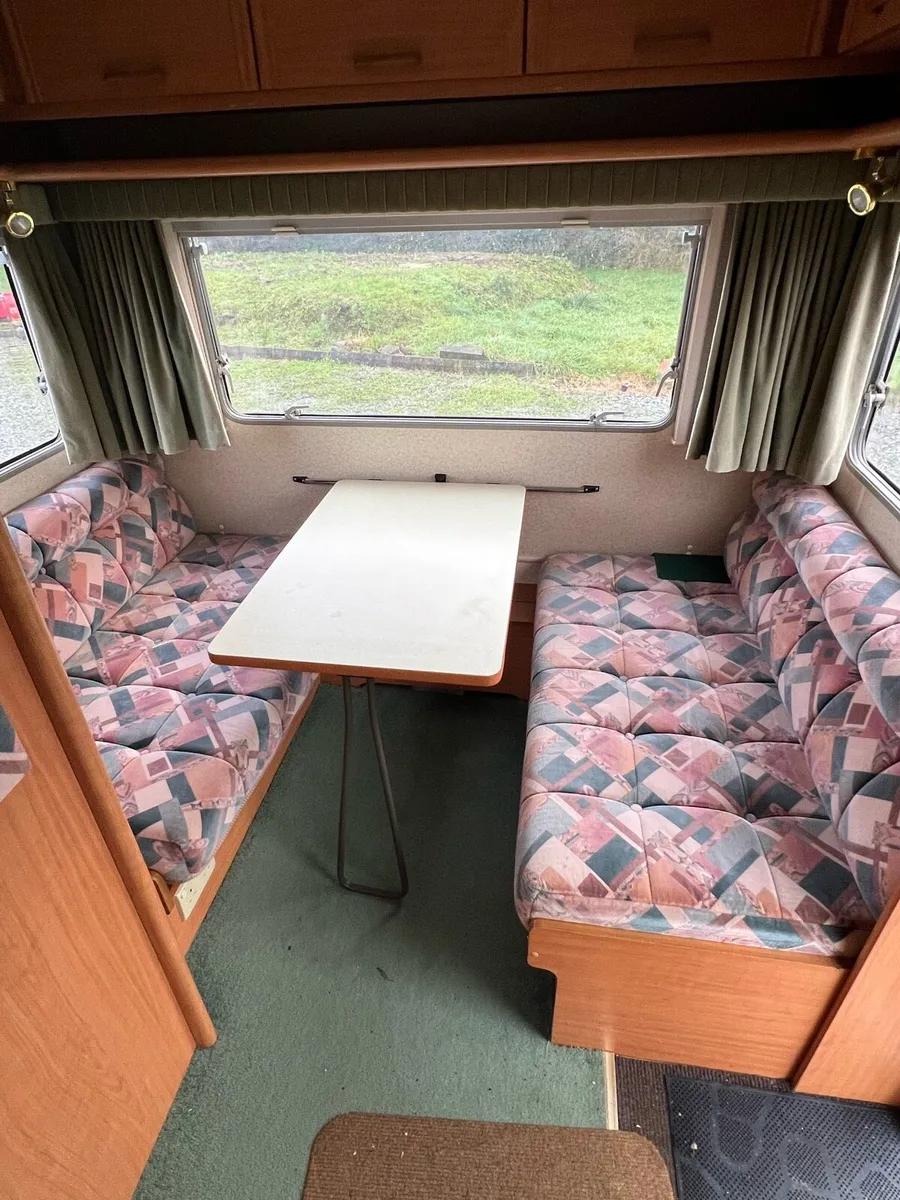 Sterling Elegance Caravan - Image 4