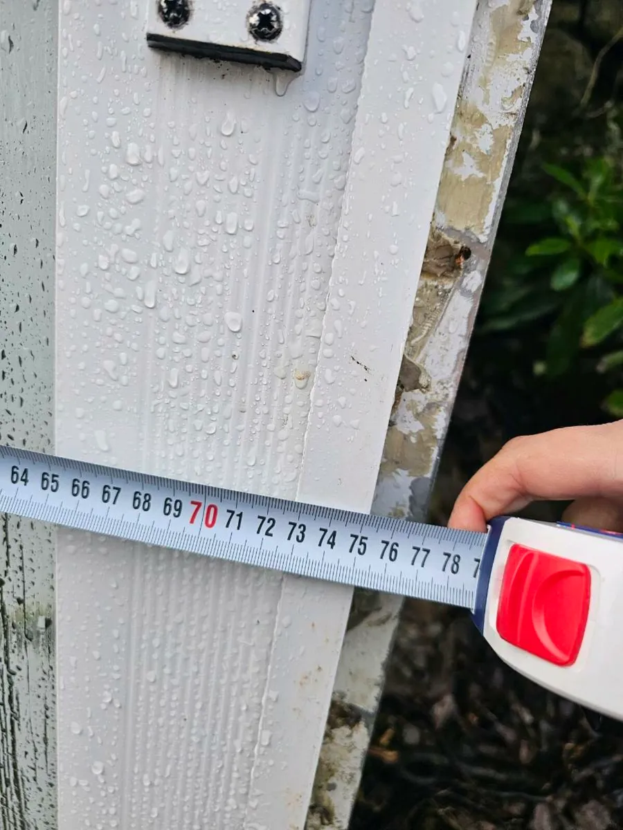 Aluminium single door - Image 2