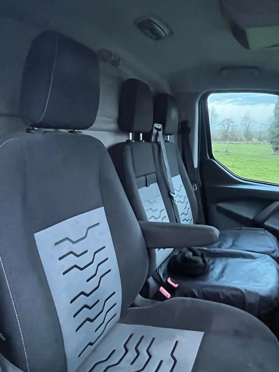 Ford Transit Custom 2015 - Image 2