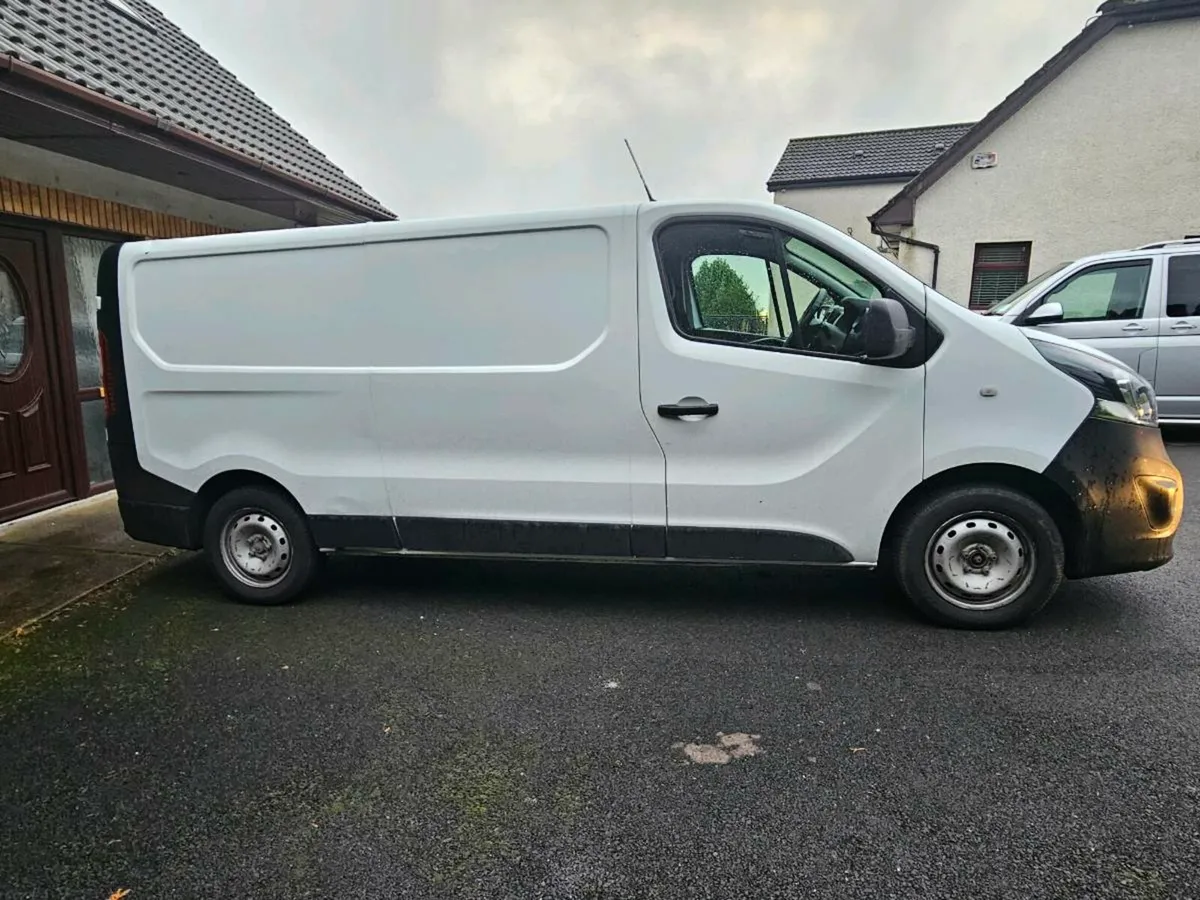 2019 opel vivaro - Image 2