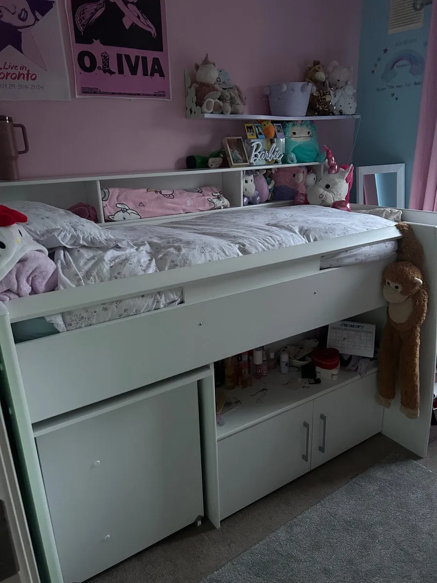 Mid sleeper bed - Image 1