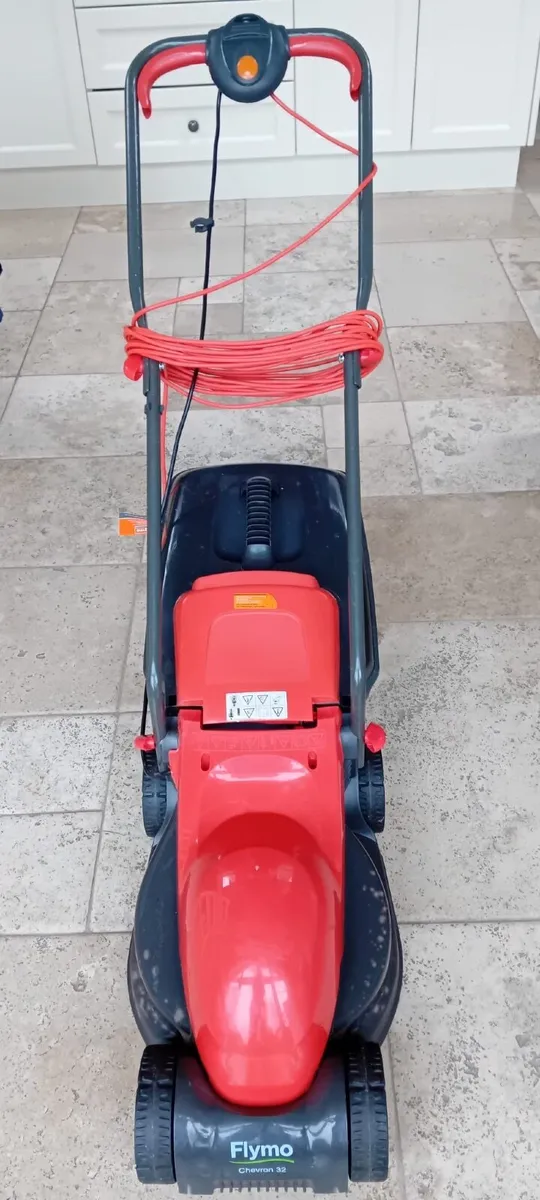 Flymo Lawn Mower - Image 4