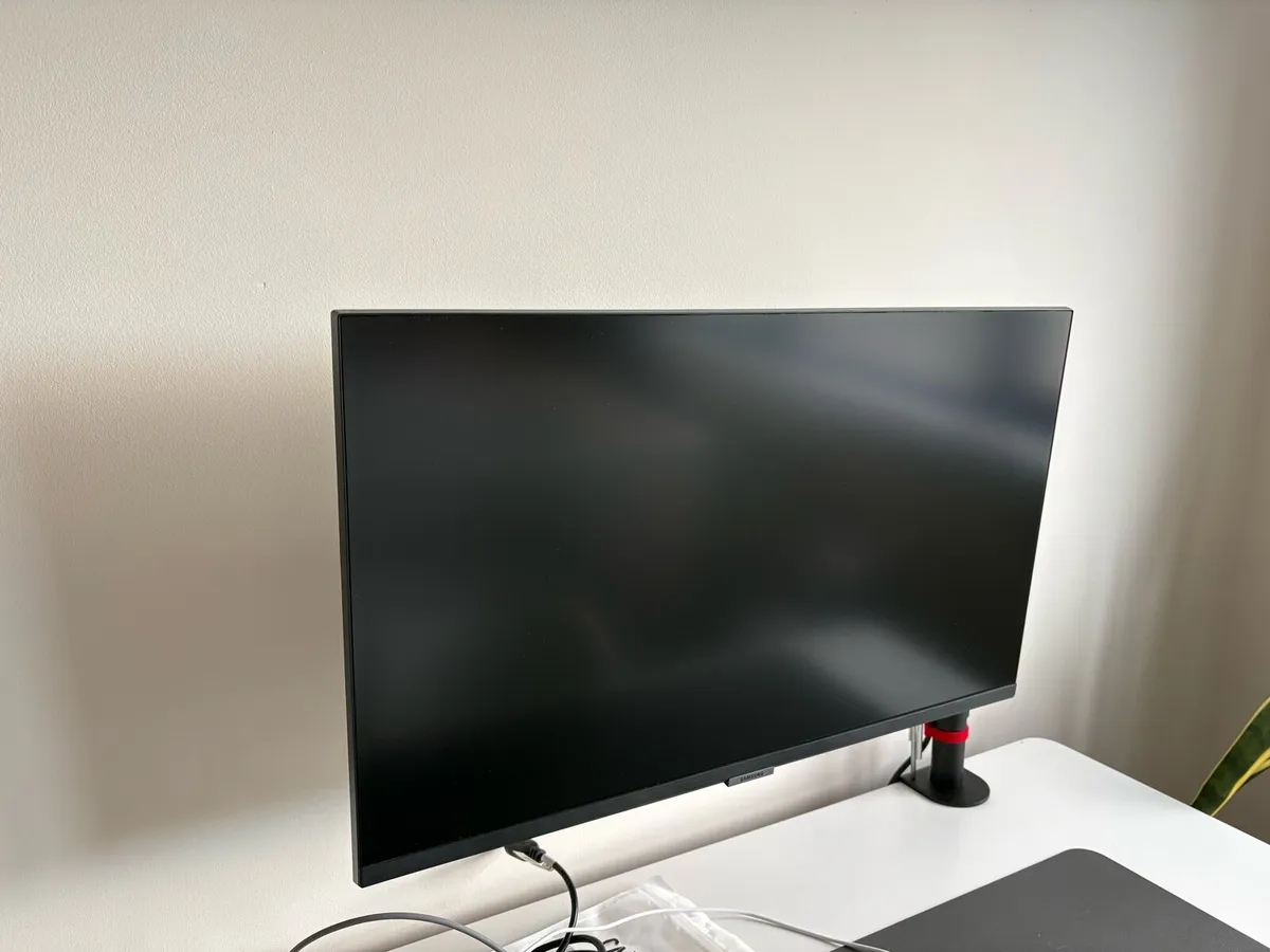 Samsung S27A800UNP 27’’ 4K - Image 2