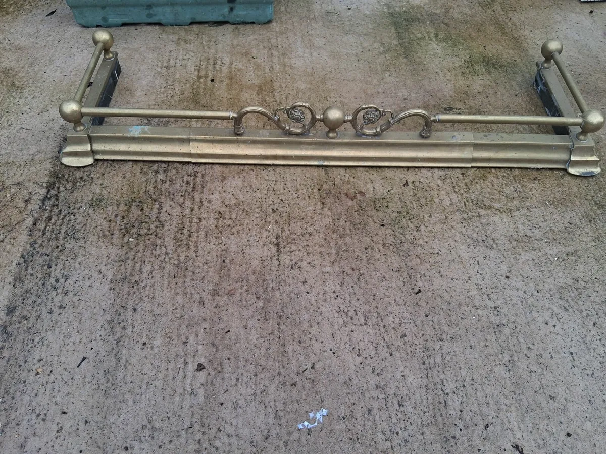 Fire front - Image 1