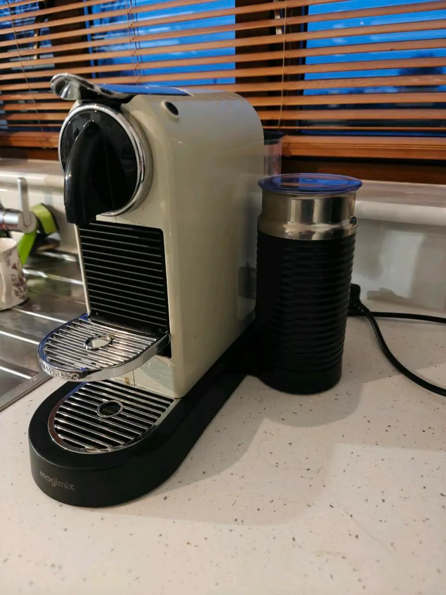 Nespresso machine - Image 2