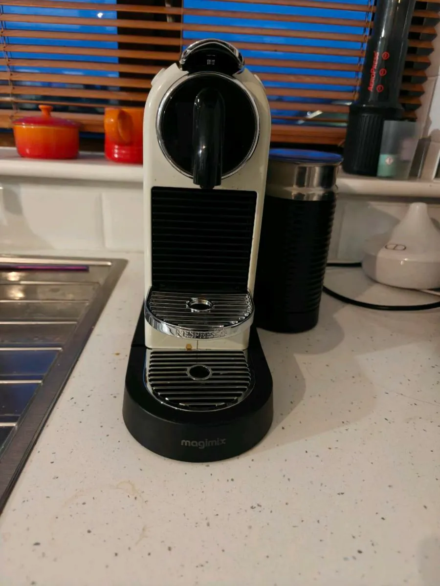Nespresso machine - Image 3