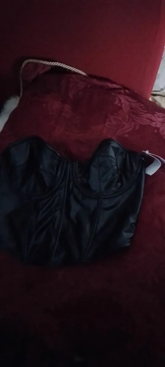 Crossdresser? Leatherlook. Lingerie etc - Image 3