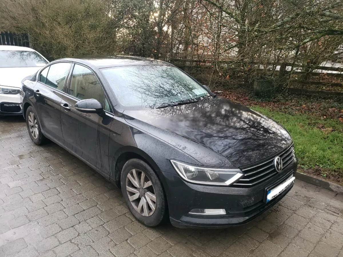 2015 Volkswagen Passat Breaking - Image 1