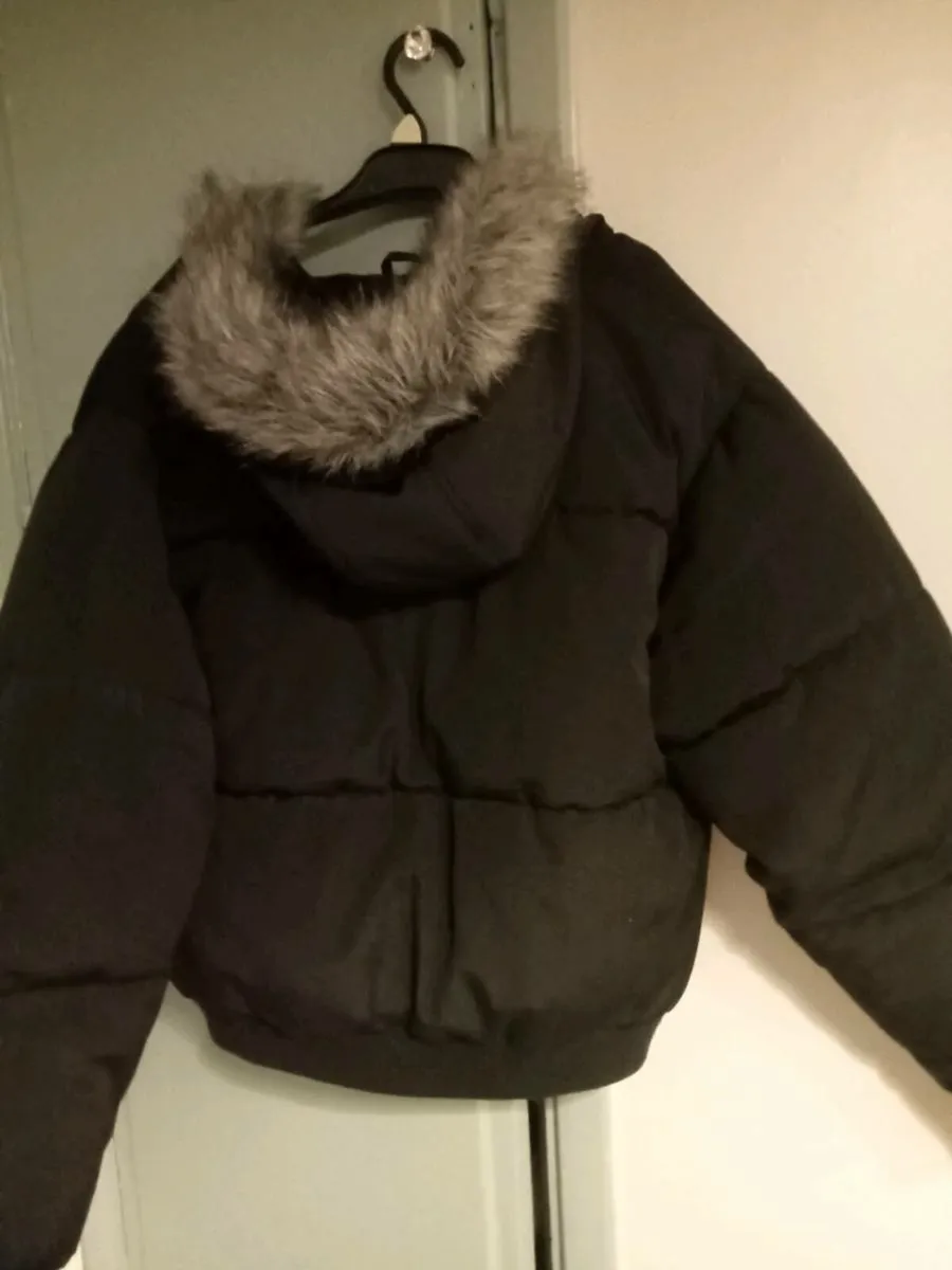 Boys McKenzie parka jacket 12_13 yrs - Image 2