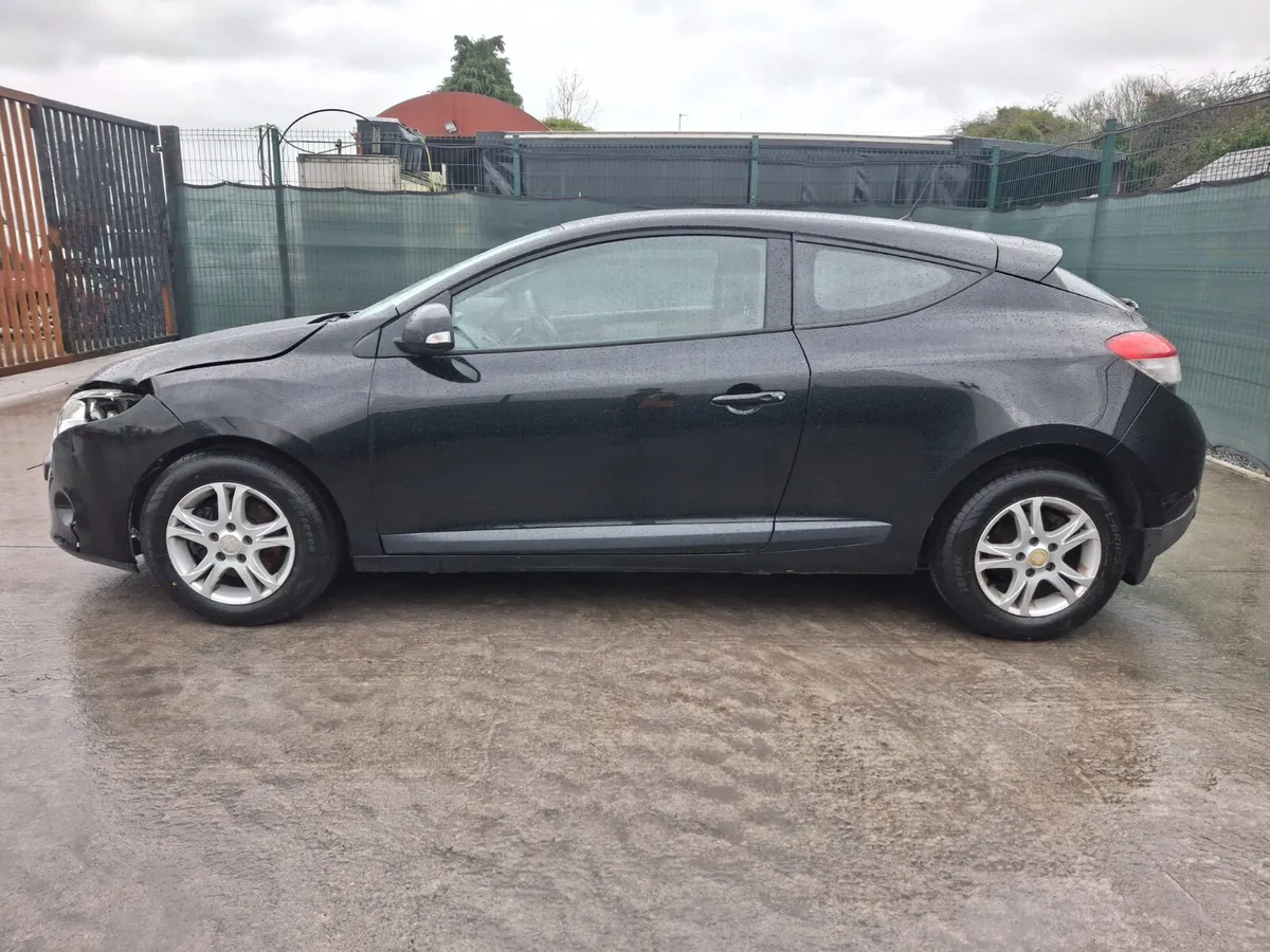 2011 Renault Megane  1.5 Diesel - Image 4