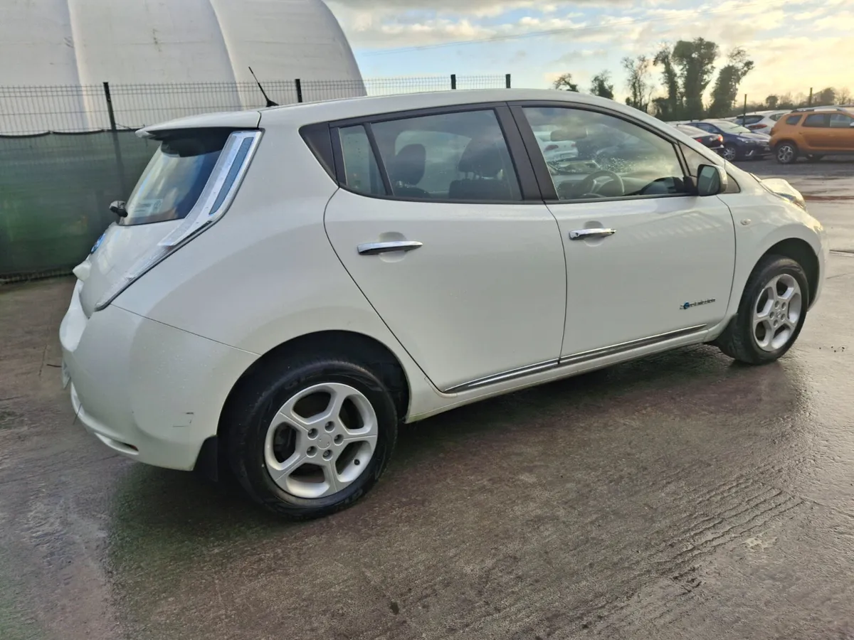 172 Nissan Leaf  E Acenta  Ev  Automatic - Image 3
