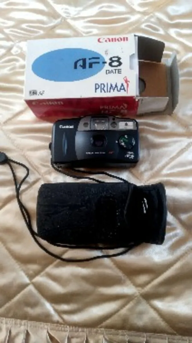 1990's Canon Af-8 date 35mm Camera - Image 1