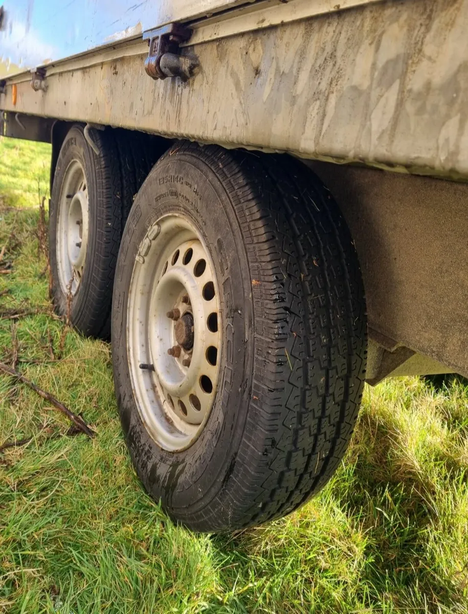 Trailer double axle 11 x 6 ft - Image 4