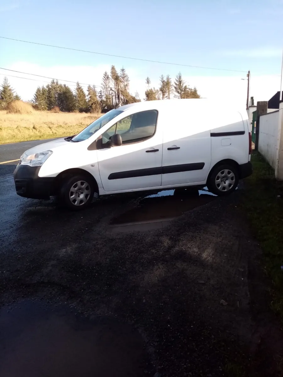 Peugeot Partner 2019 - Image 1