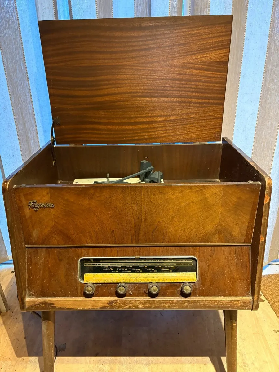 Radiogram (1940s) - Image 1