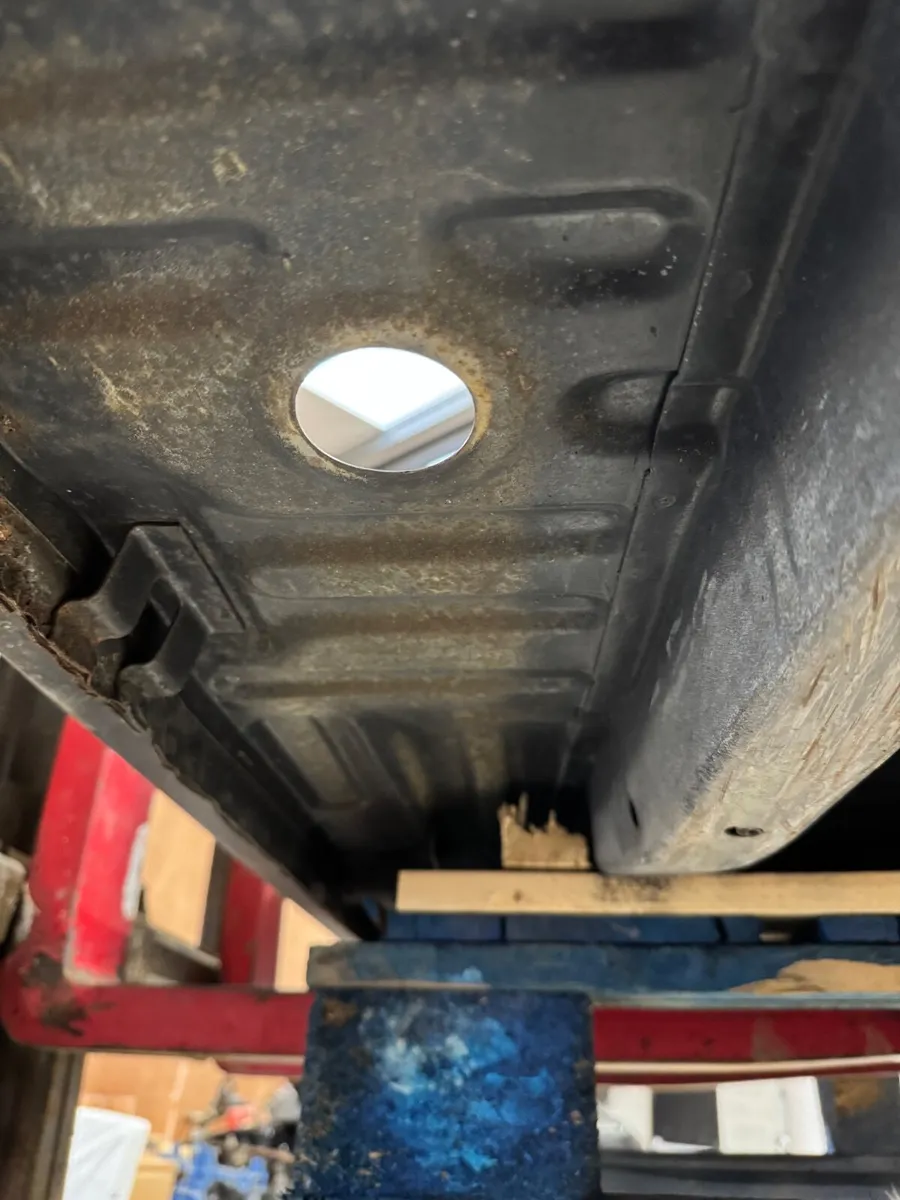 Toyota Corolla 1986 - Image 3