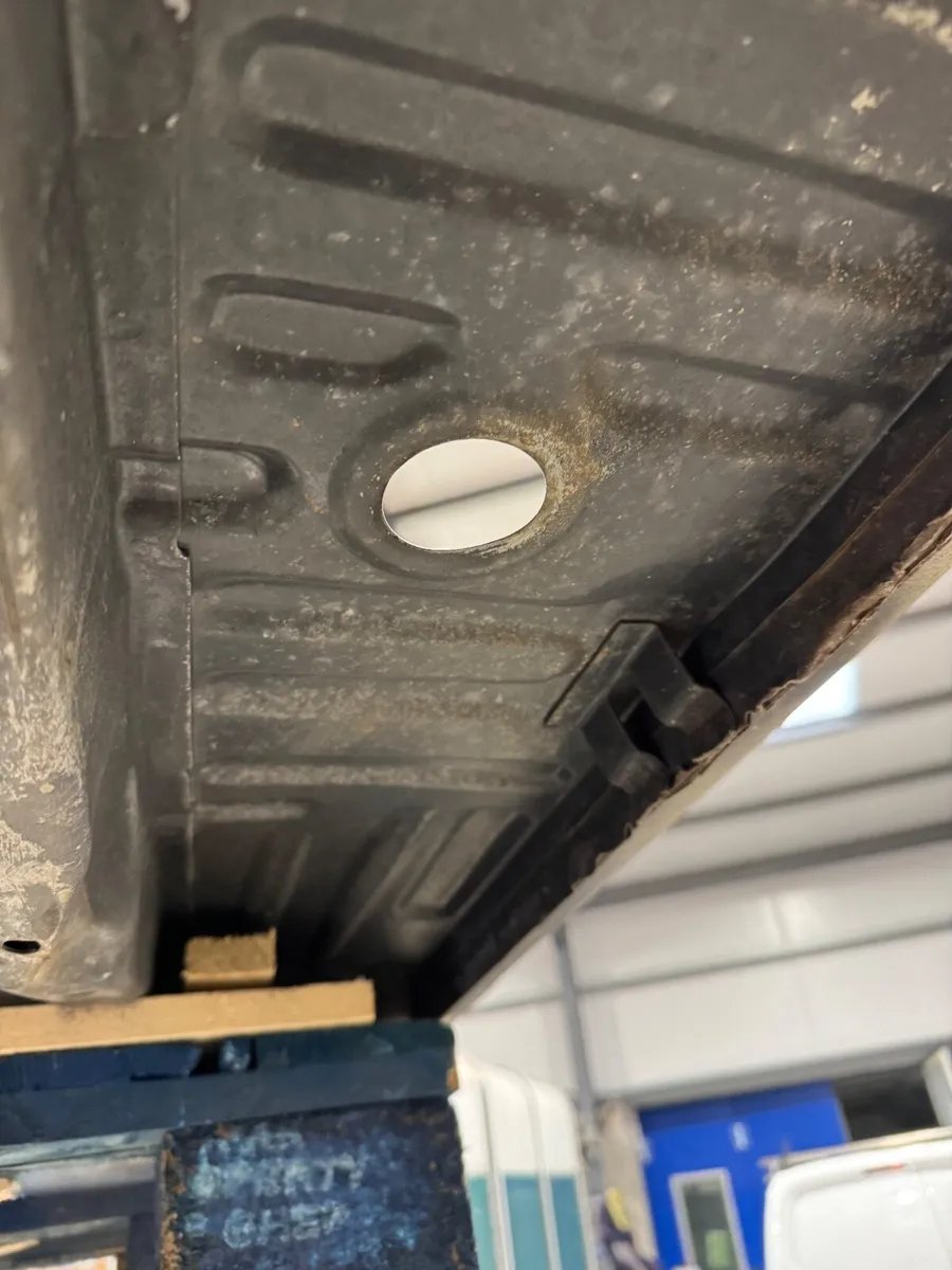 Toyota Corolla 1986 - Image 4