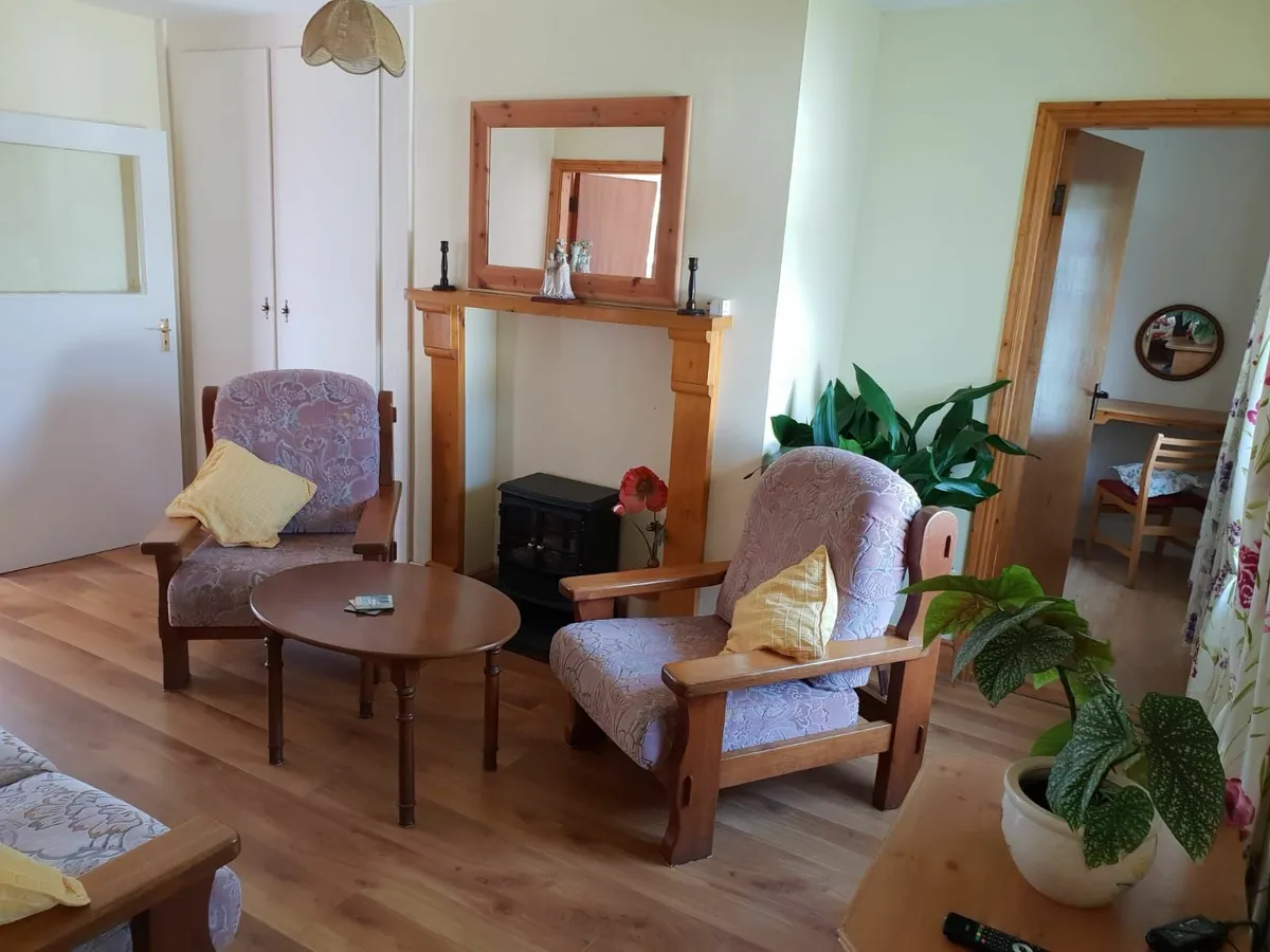 Holiday Home to let - Image 2