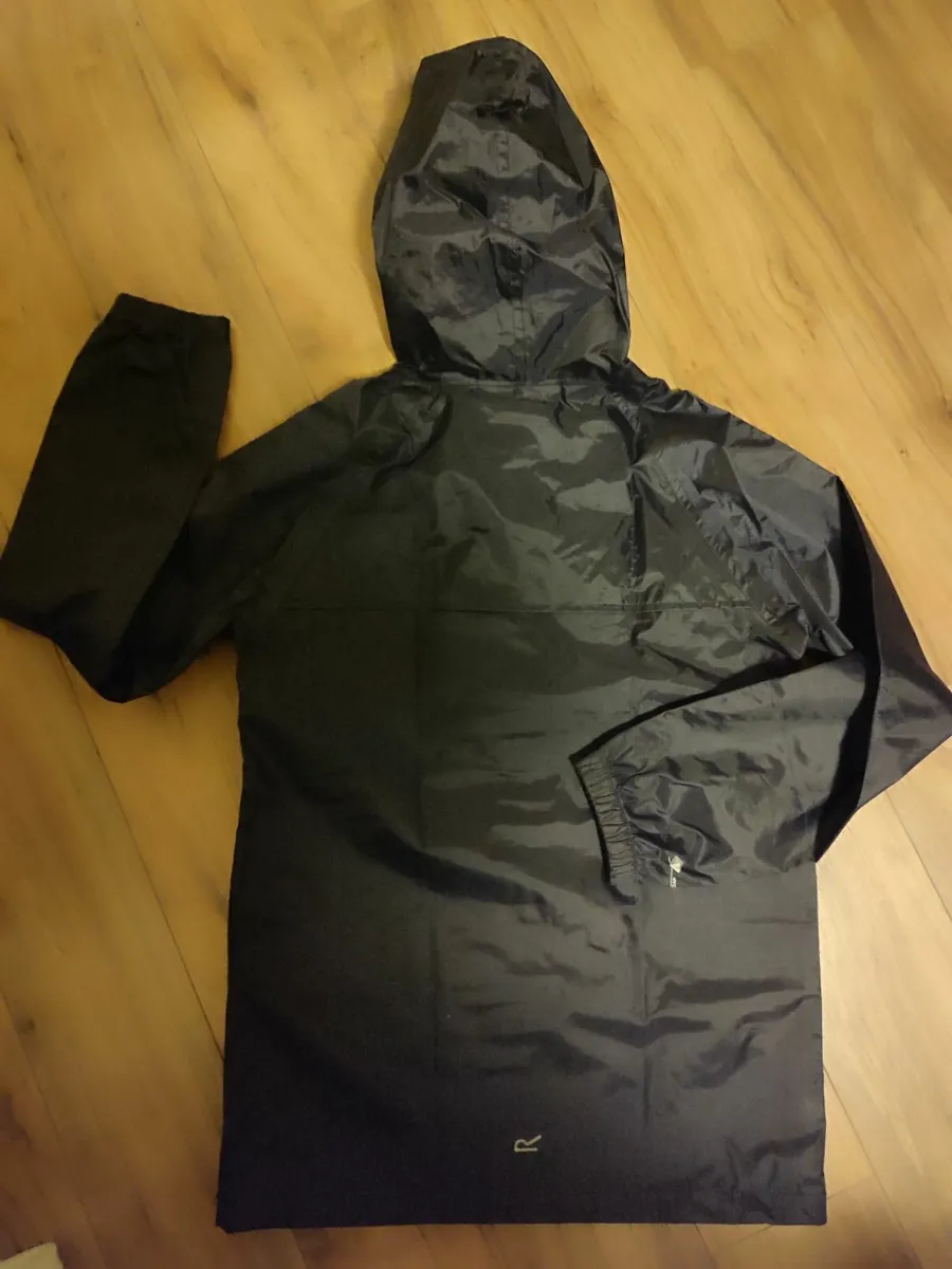 Regatta waterproof rain jacket and trousers x 2 - Image 3