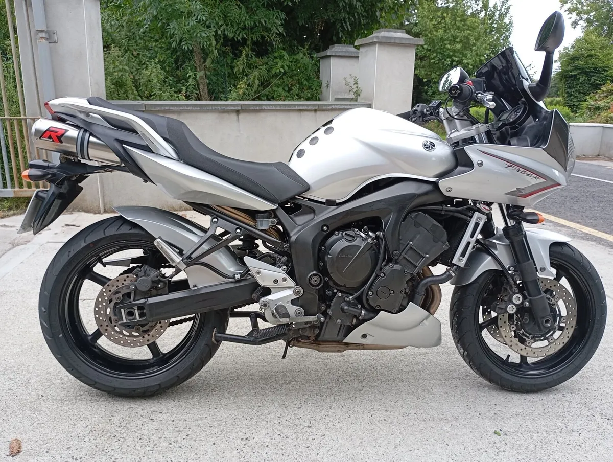 YAMAHA FZ6 Fazer - Image 3