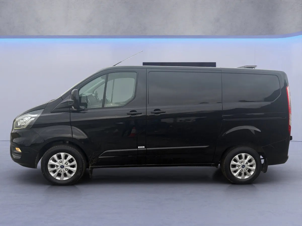 2022 Ford Transit Custom Limited - Image 4