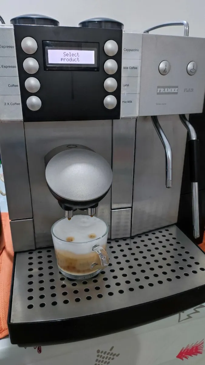 Franke Flair bean to cup coffee machine - Image 1