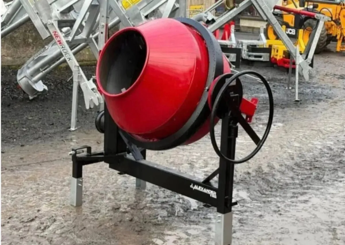 CEMENT MIXER - Image 1