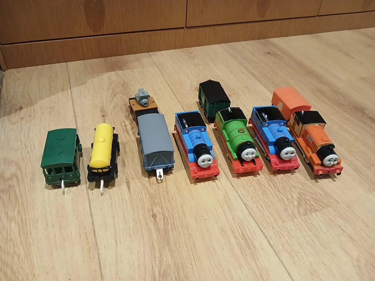 Thomas the tank engine train track - Image 3