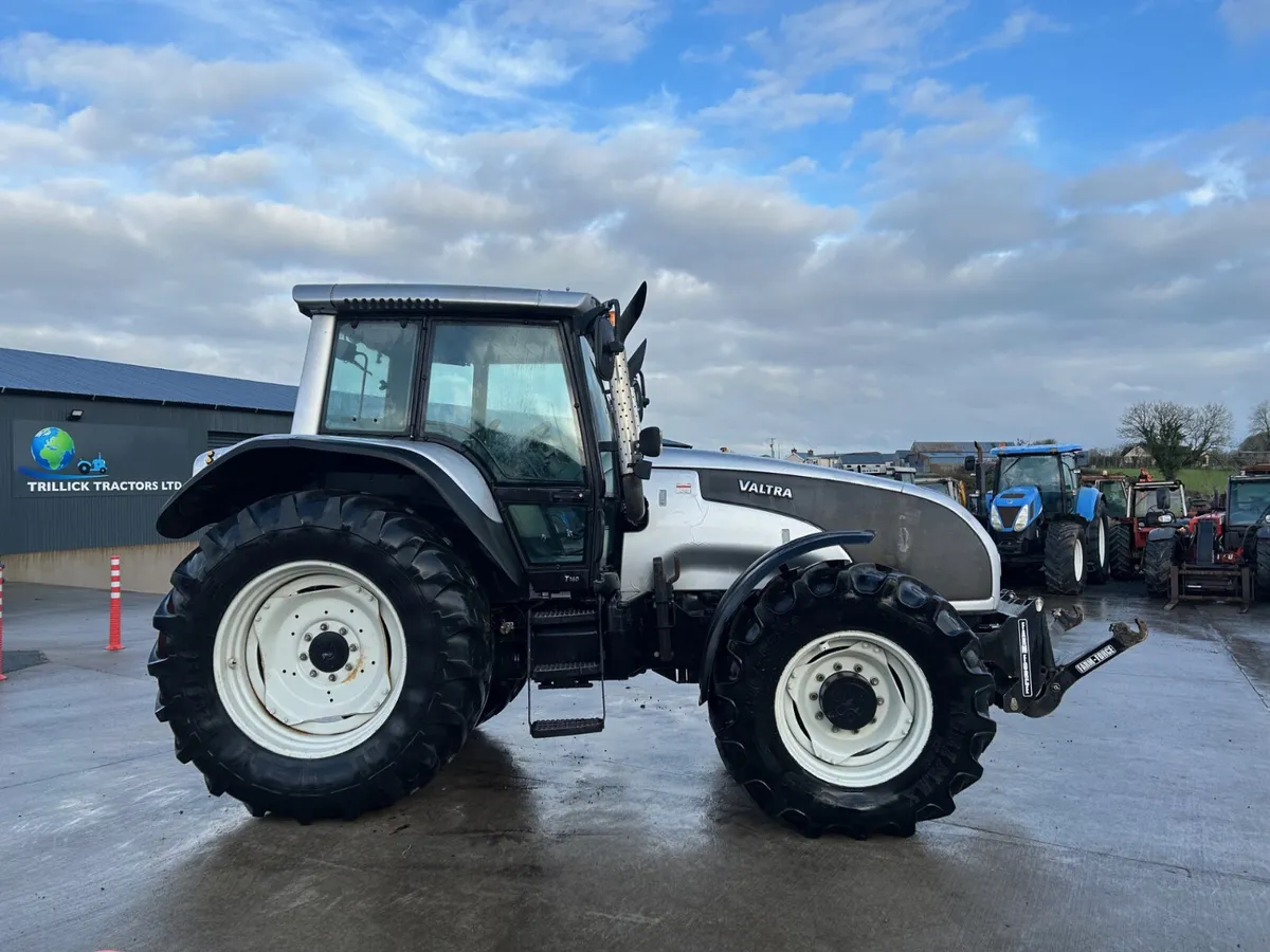 2004 Valtra T160 (50000 Sliver addition) - Image 1