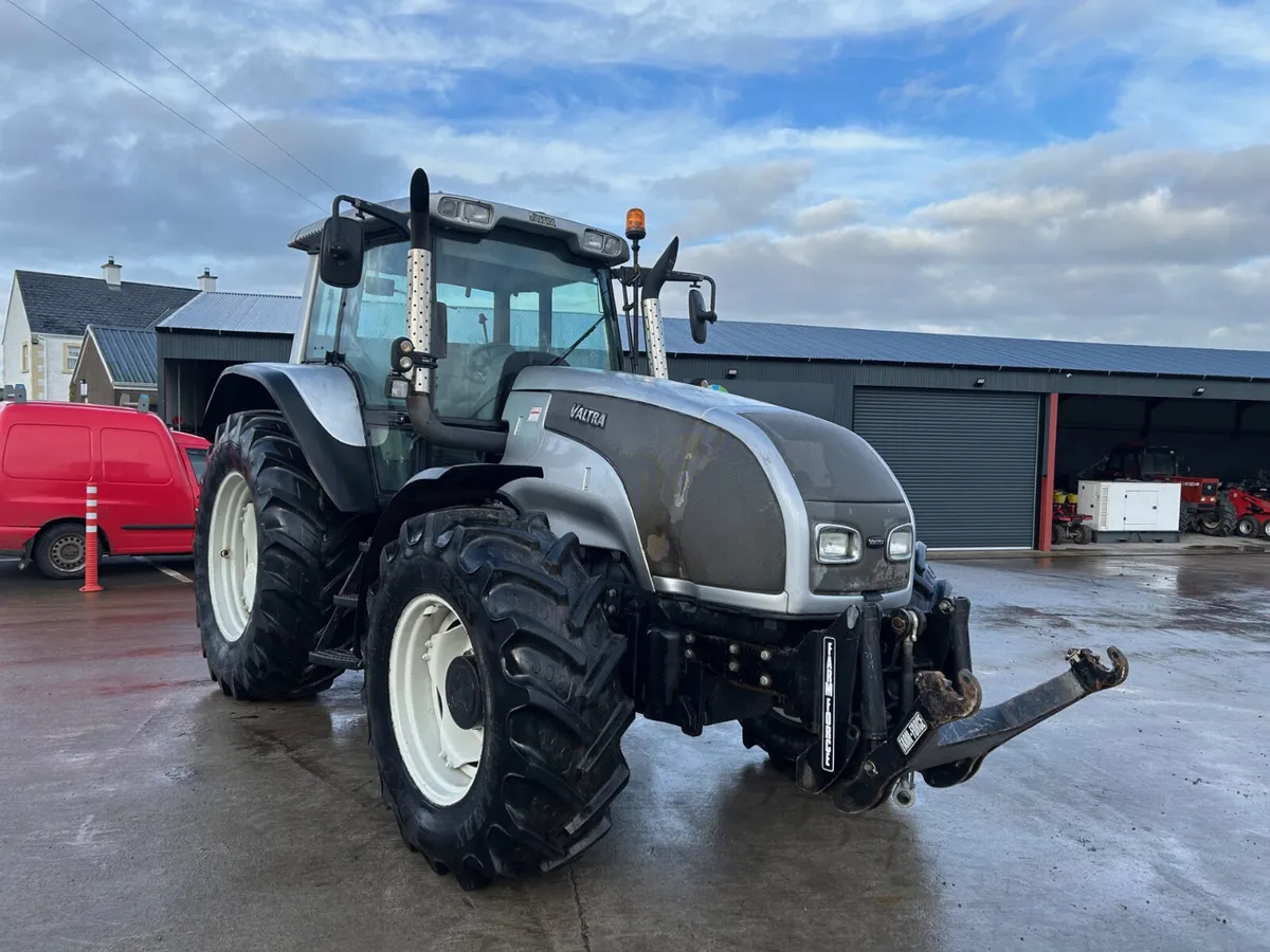 2004 Valtra T160 (50000 Sliver addition) - Image 2