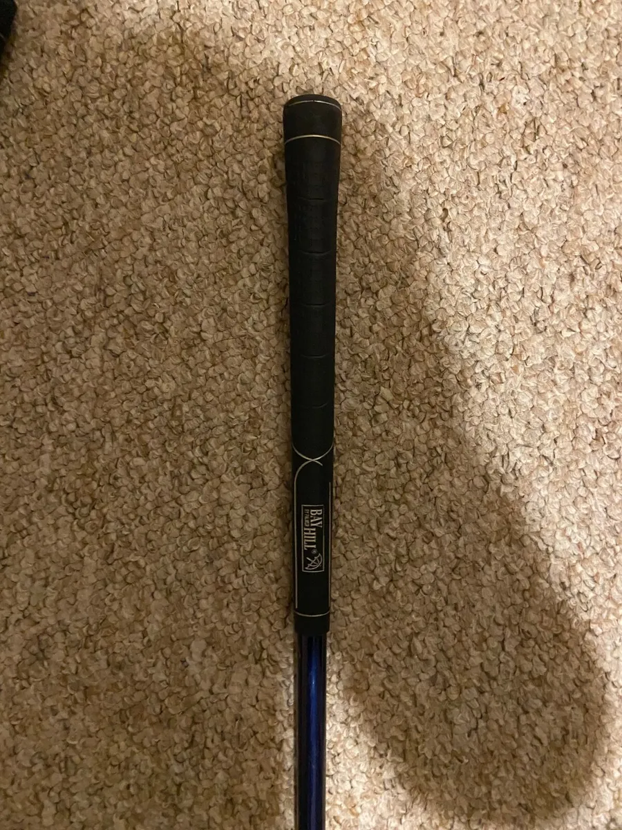 Left handed golf clubs and golf bag - Image 2