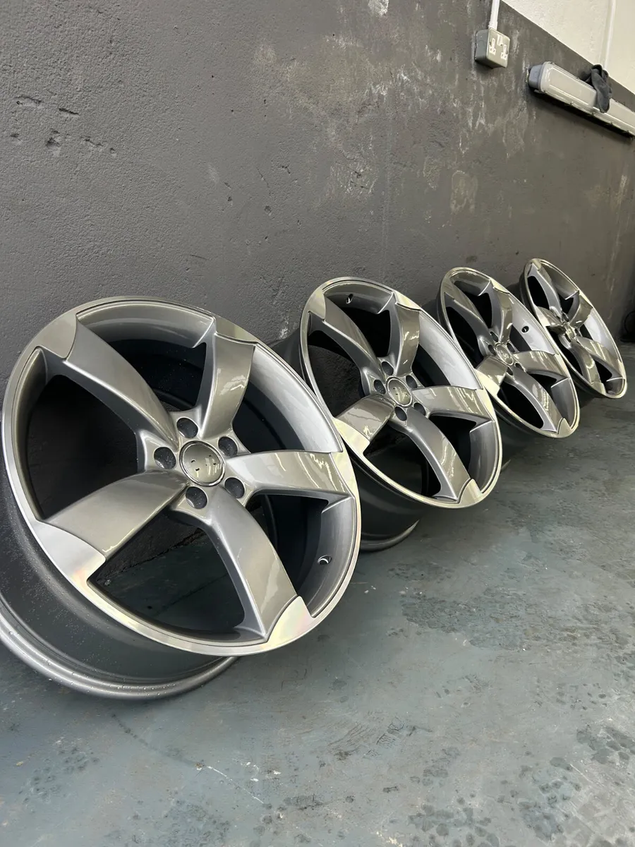 19” BRAND NEW TTRS RIMS - Image 1