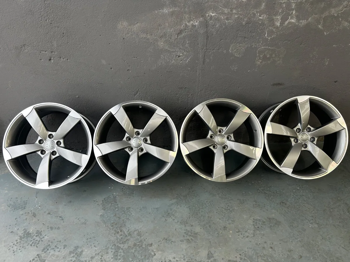 19” BRAND NEW TTRS RIMS - Image 3