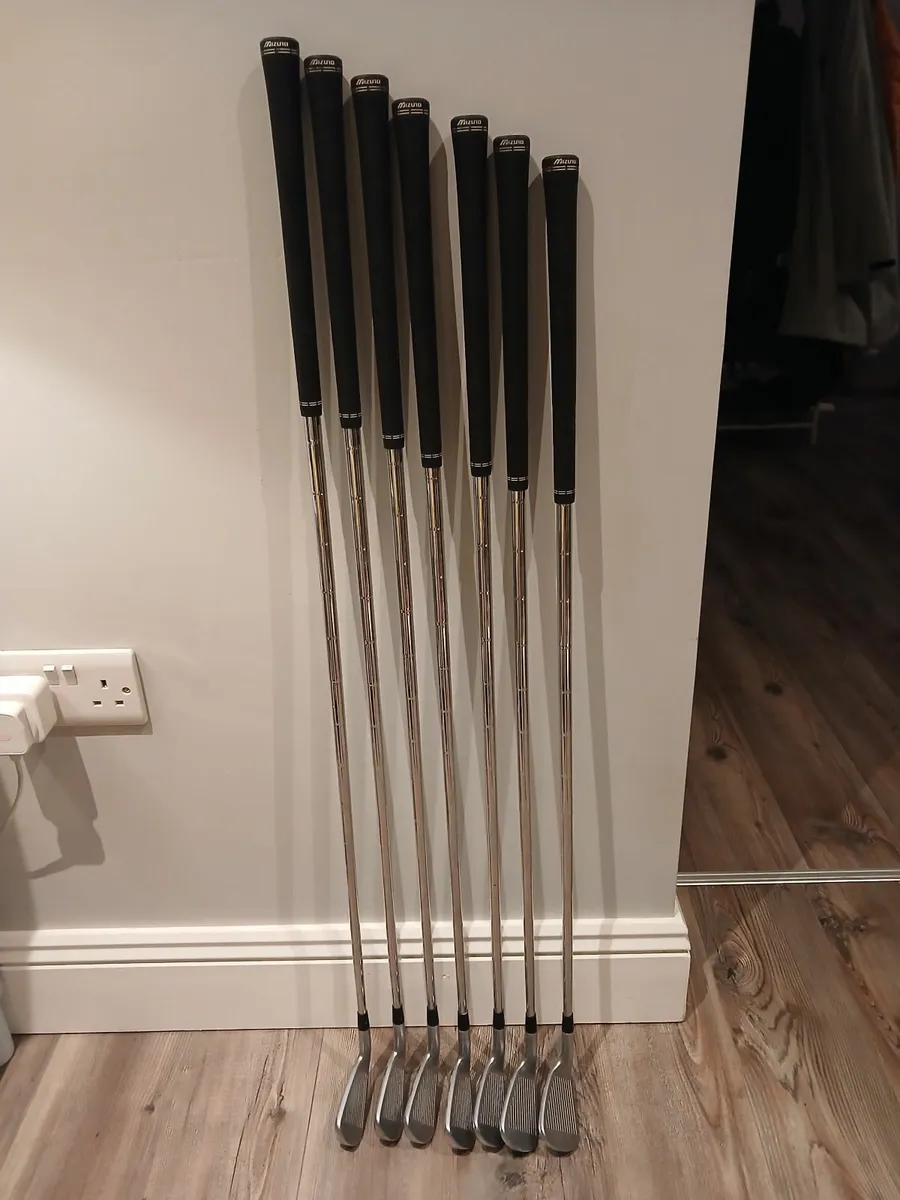 Mizuno jpx 921 hot metal pro Golf irons - Image 1