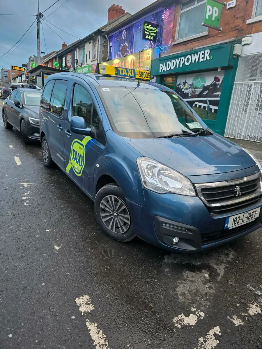 Taxi for rent - Image 1