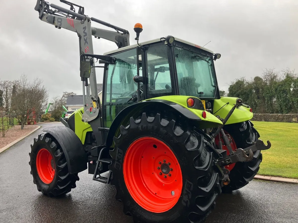 2012 CLAAS 4WD with LOADER - Image 4