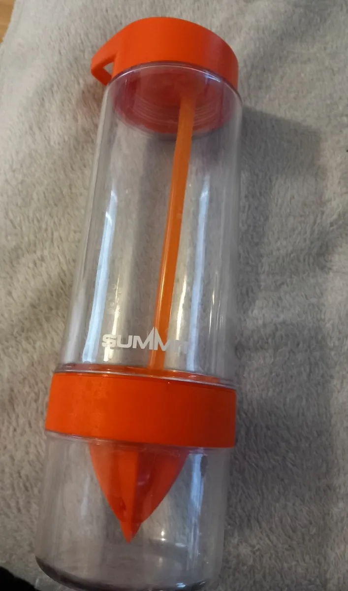 Fruit infuser bottle - Image 1
