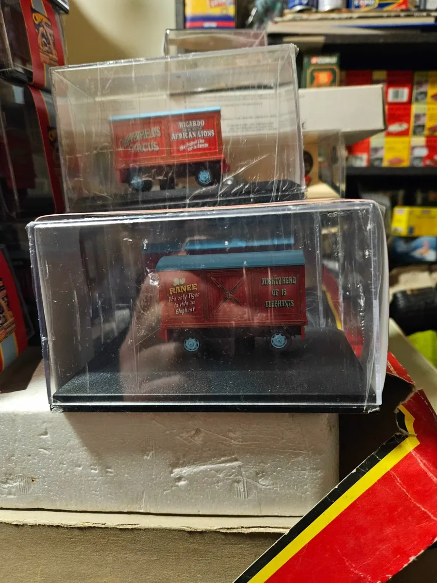 Corgi Oxford Chipperfields Circus