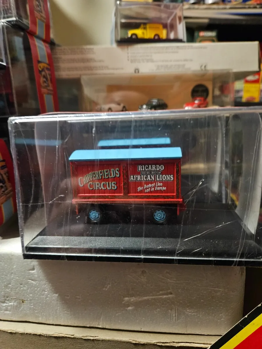 Corgi Oxford Chipperfields Circus