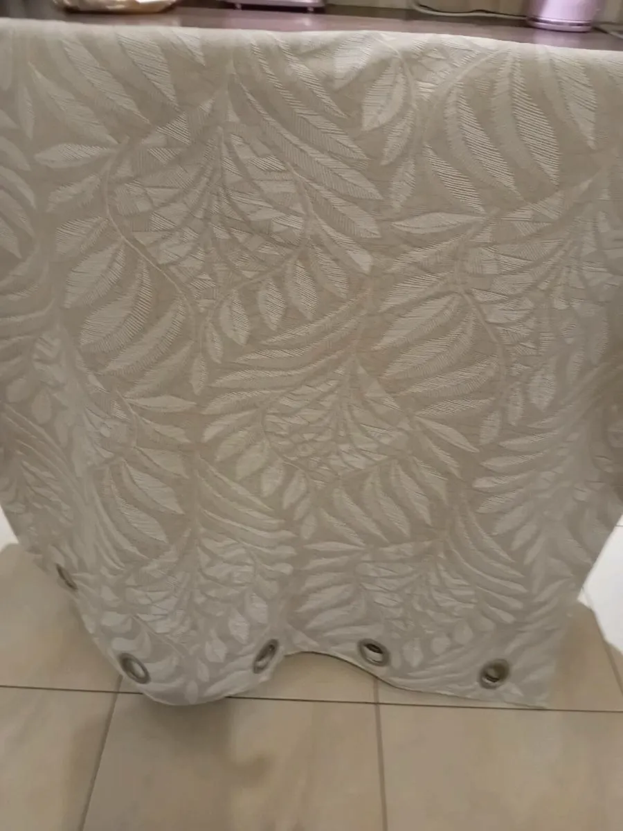 PAUL COSTELLO  CURTAINS NEW - Image 1