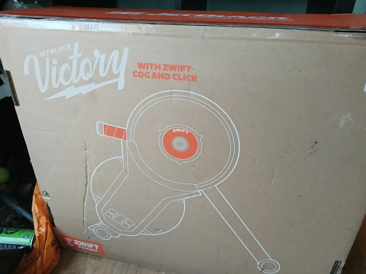 Indoor cycling trainer - Image 1