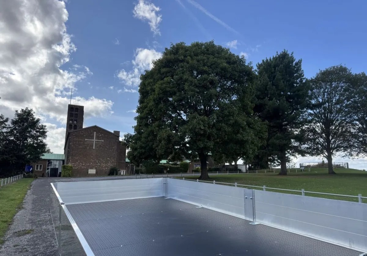 2022 Ford Transit Dropside Van - Image 3