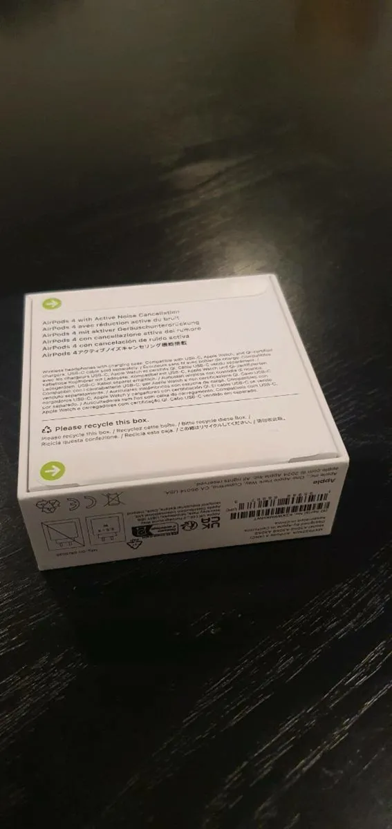 Airpods 4 with Active Noise Cancellation - Image 2