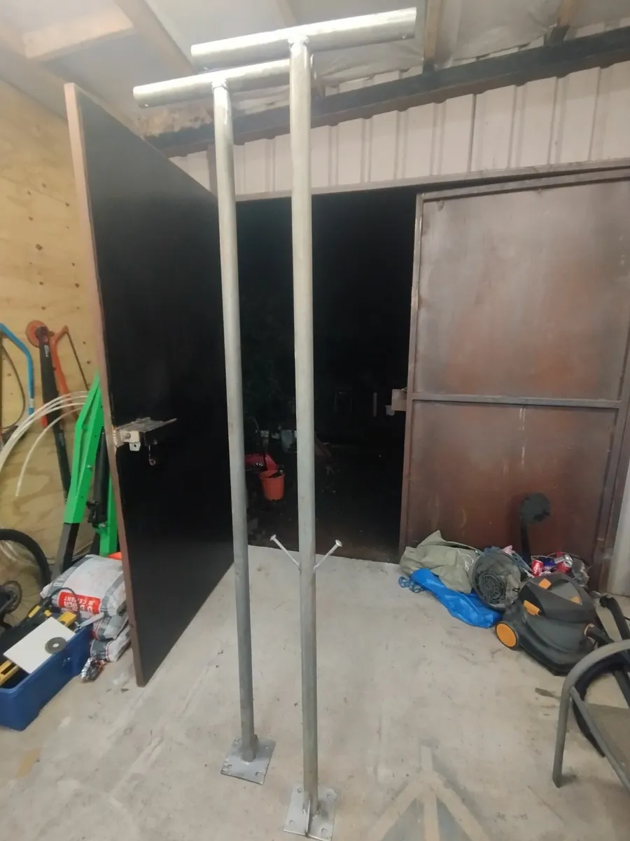 Clothes line stands - Image 2