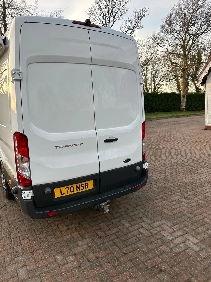 Race motorhome race truck - Image 3