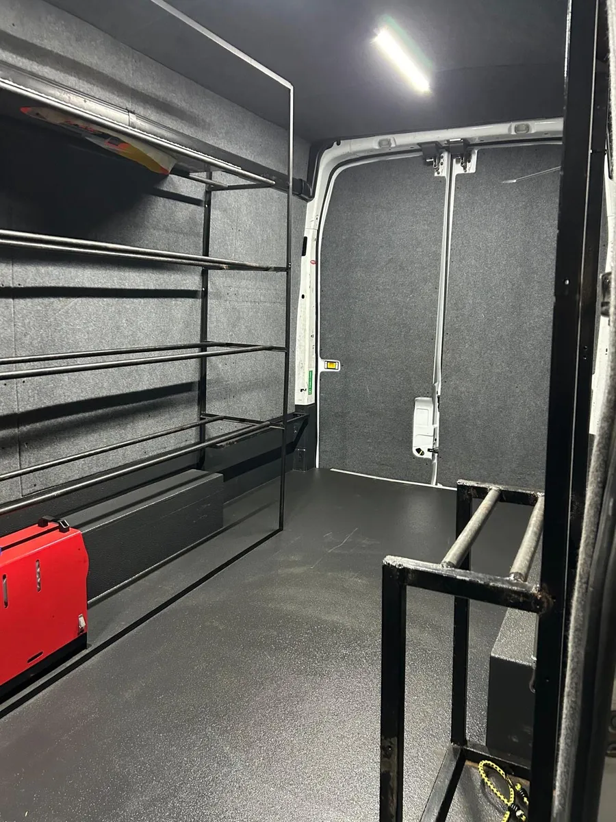 Race motorhome race truck - Image 4